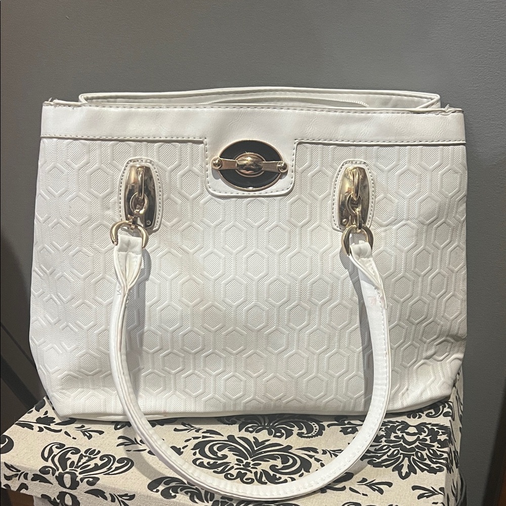Elegant White Handbag